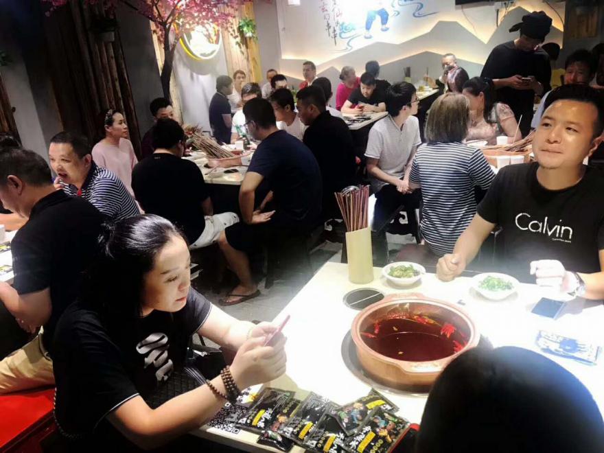 草莓黄片软件店串串2.jpg