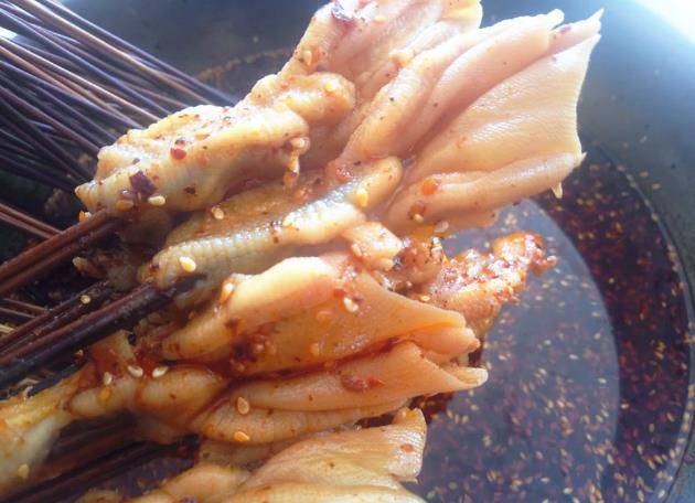 四川特色小吃，看起來很有油吃起來很香