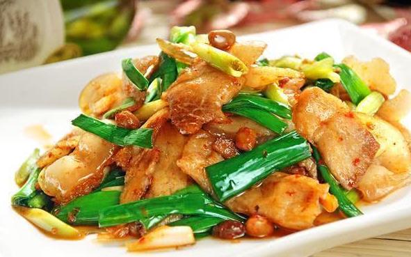 四川風味小吃蒜苗回鍋肉，你吃過了嗎？