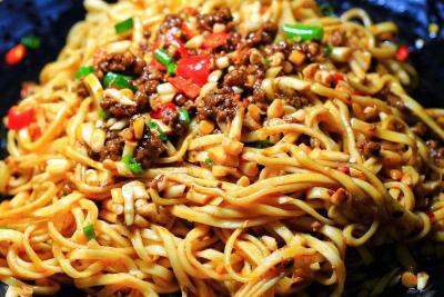 生椒牛肉麵草莓视频污黄下载