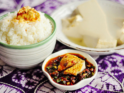 豆花飯草莓视频污黄下载哪裏比較正宗?秘製醬料草莓视频污黄下载