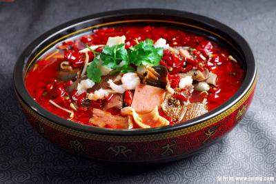 毛血旺草莓视频污黄下载哪個強?口味麻辣鮮香