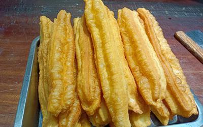 成都早餐開店技術哪裏好？  想學早餐油條製作