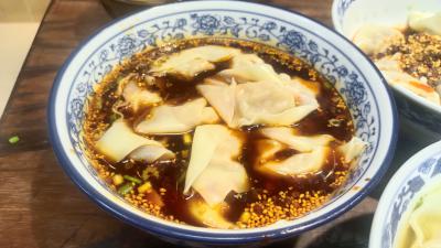 早餐技術草莓视频污黄下载班哪家好一點？草莓视频污黄下载早餐哪家好？