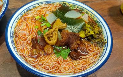 學米粉技術草莓视频污黄下载多少錢 ？ 學米粉技術草莓视频污黄下载多少錢 ？